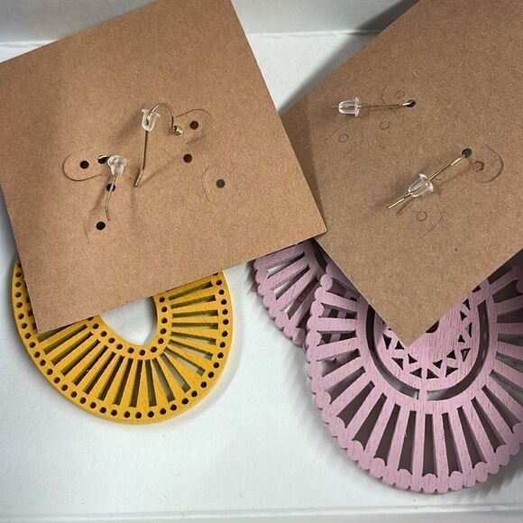 Plunder Designs Filigree @ 4” Drop Earrings 2 Pairs with Box - Picture 4 of 4